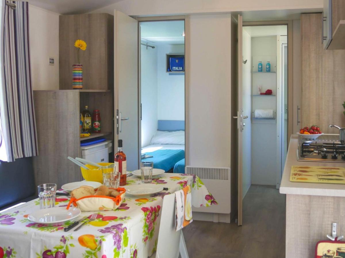 Holiday Home Balatontourist Fuered-3 By Interhome Balatonfured Exterior photo
